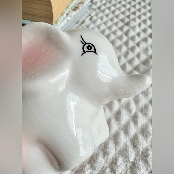 New Ceramic Elephant Pen Holder Trinket Storage Planter Figurine Decoration - 4” - Picture 2 of 9